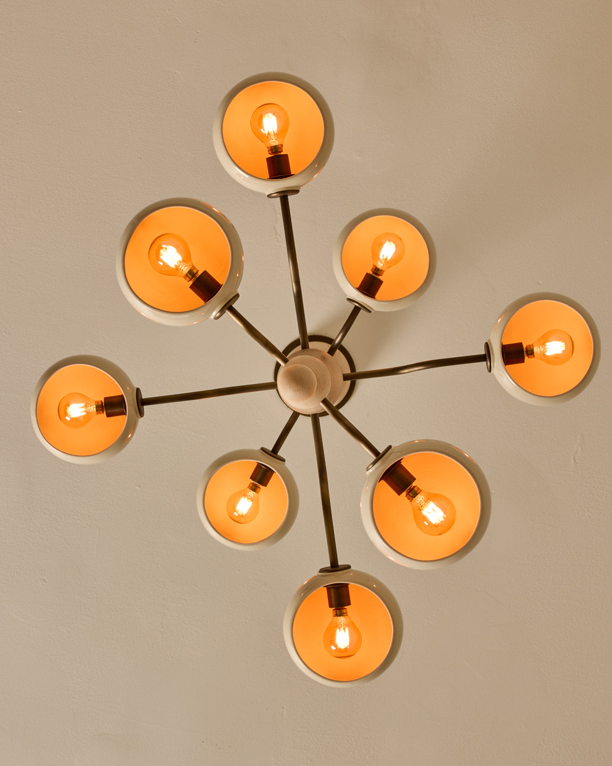 #shade-color_cream #Metal-+-Wood-Finish_Antique Brass / Black Walnut