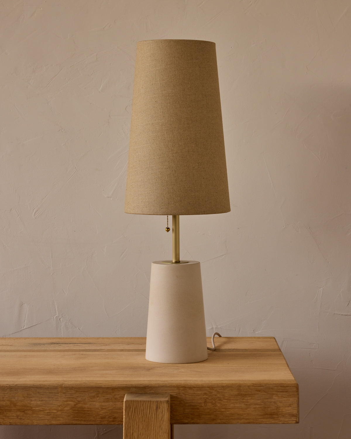 #ceramic-finish_dogwood ceramic #shade-color_flax linen