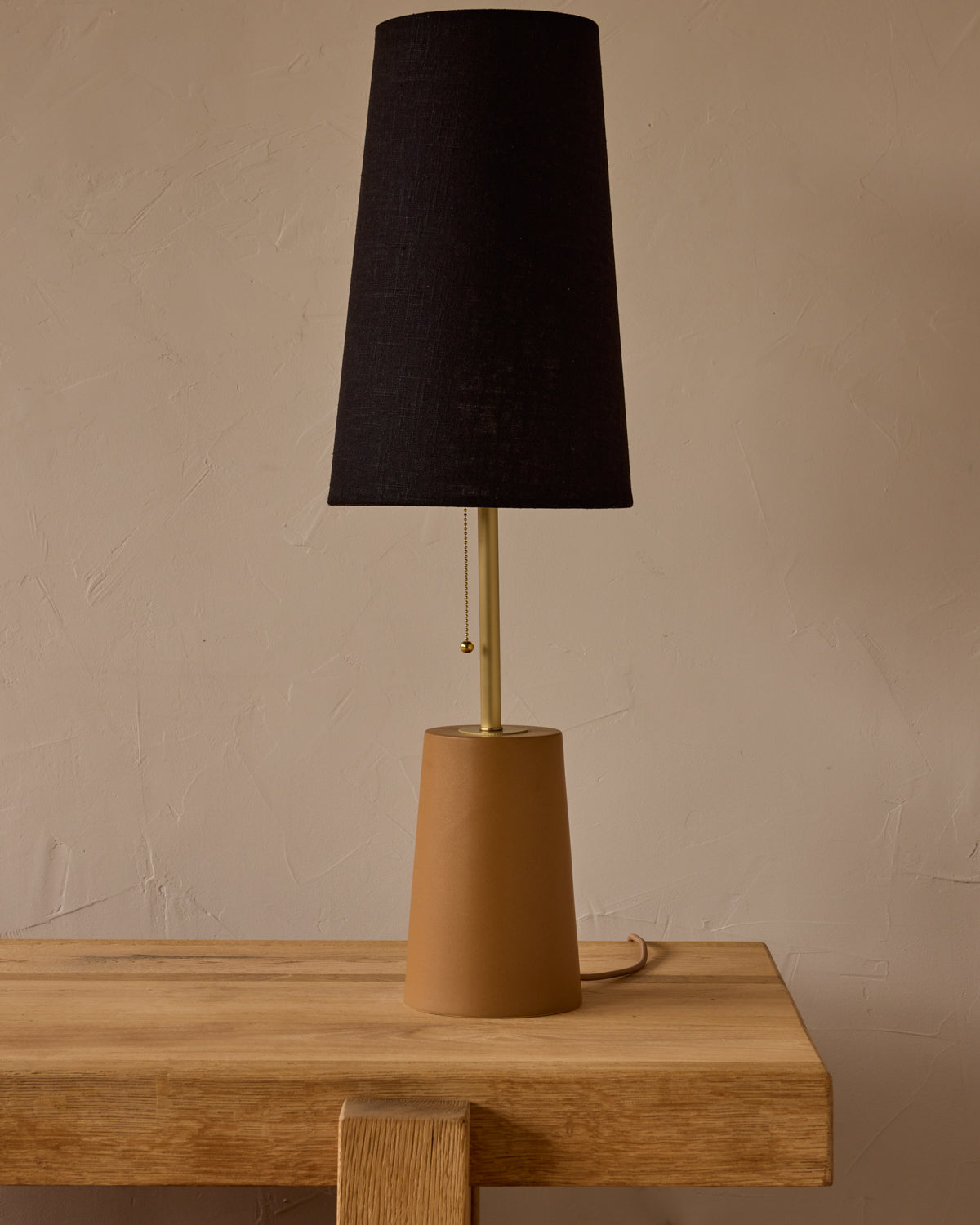 #ceramic-finish_chestnut ceramic #shade-color_black linen