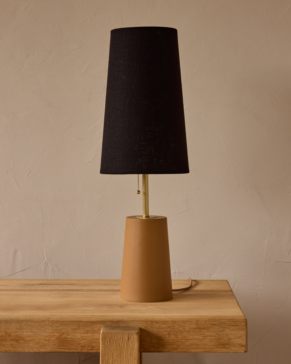 #ceramic-finish_chestnut ceramic #shade-color_black linen