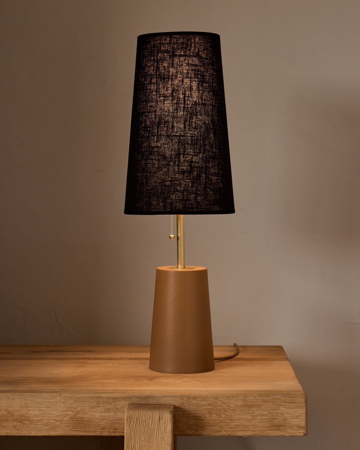 #ceramic-finish_chestnut ceramic #shade-color_black linen
