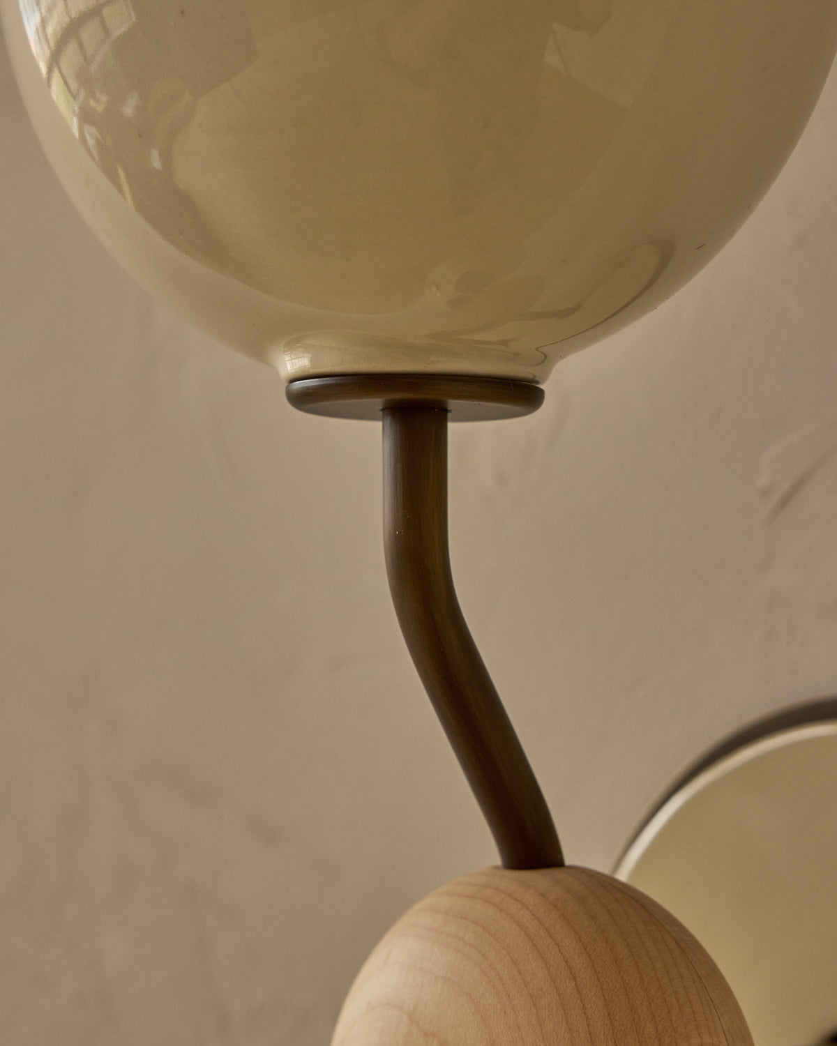 #ceramic-finish_cream #metal-finish_antique brass #wood-finish_clear maple