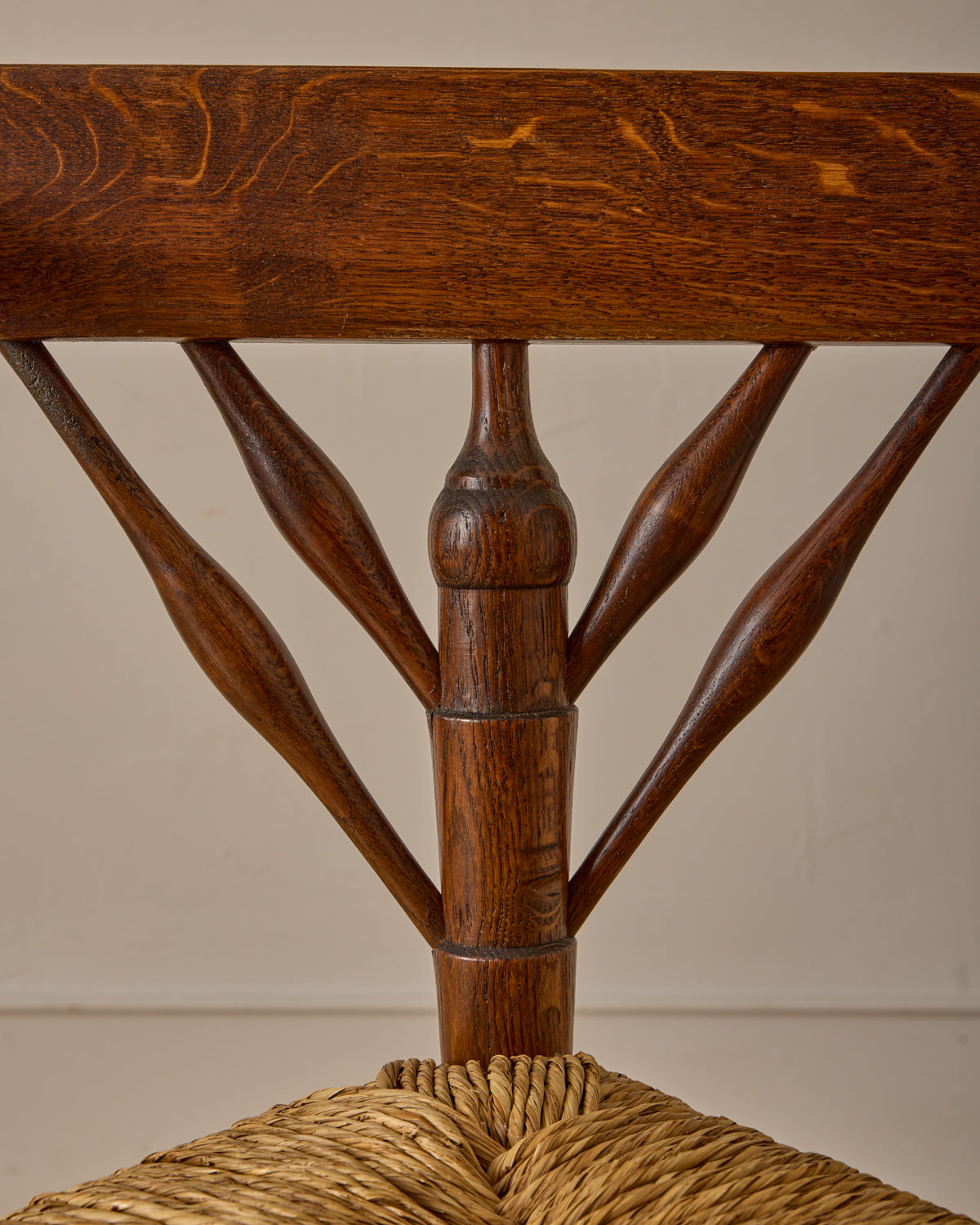 Bobbin Triangular Armchair