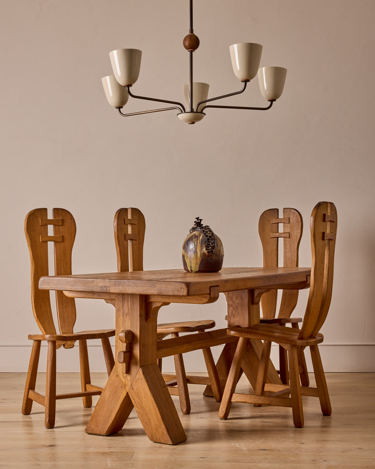 #shade-finish_cream #metal-finish_antique brass