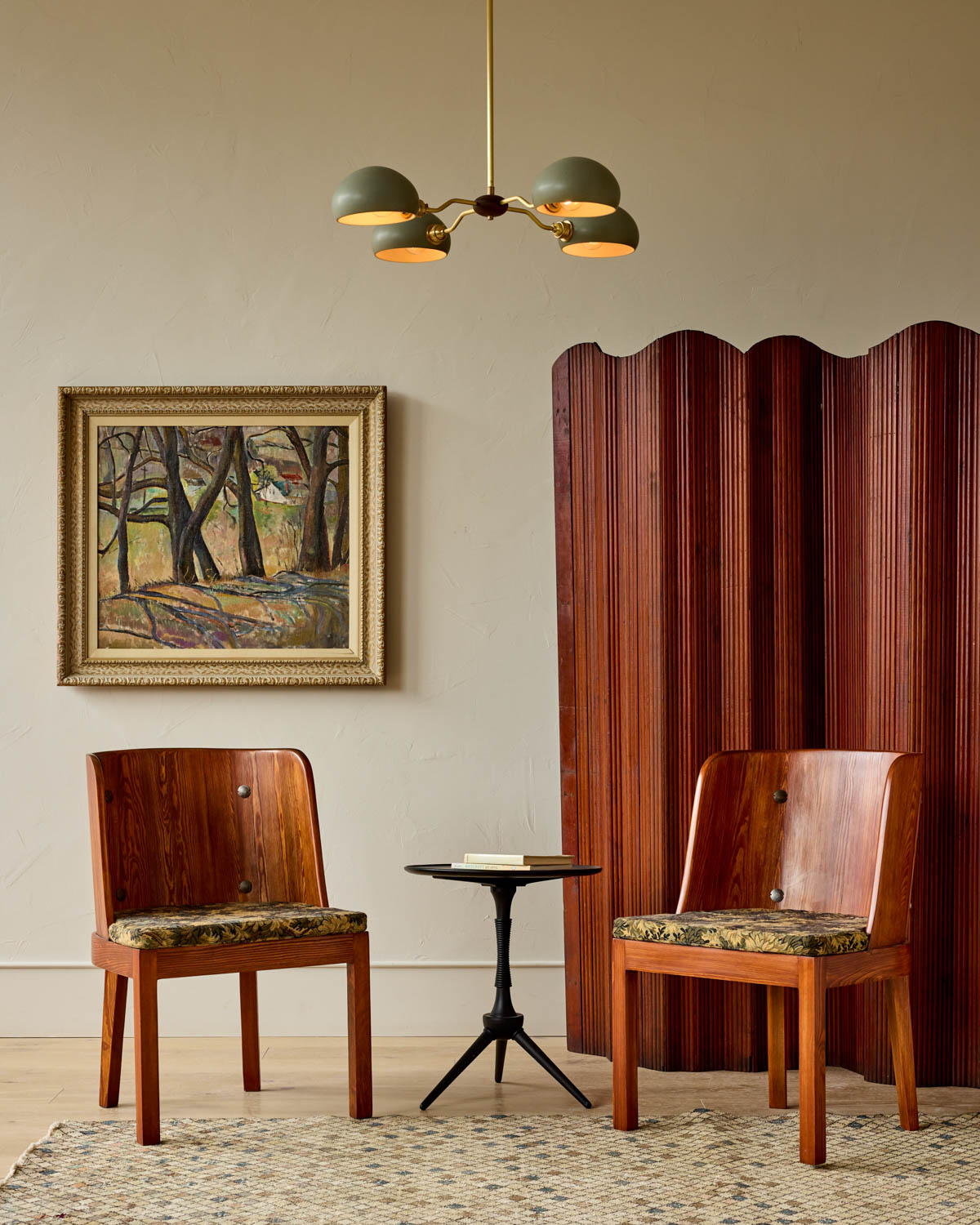 #shade-color_olivine #Metal-+-Wood-Finish_Satin Brass / Black Walnut
