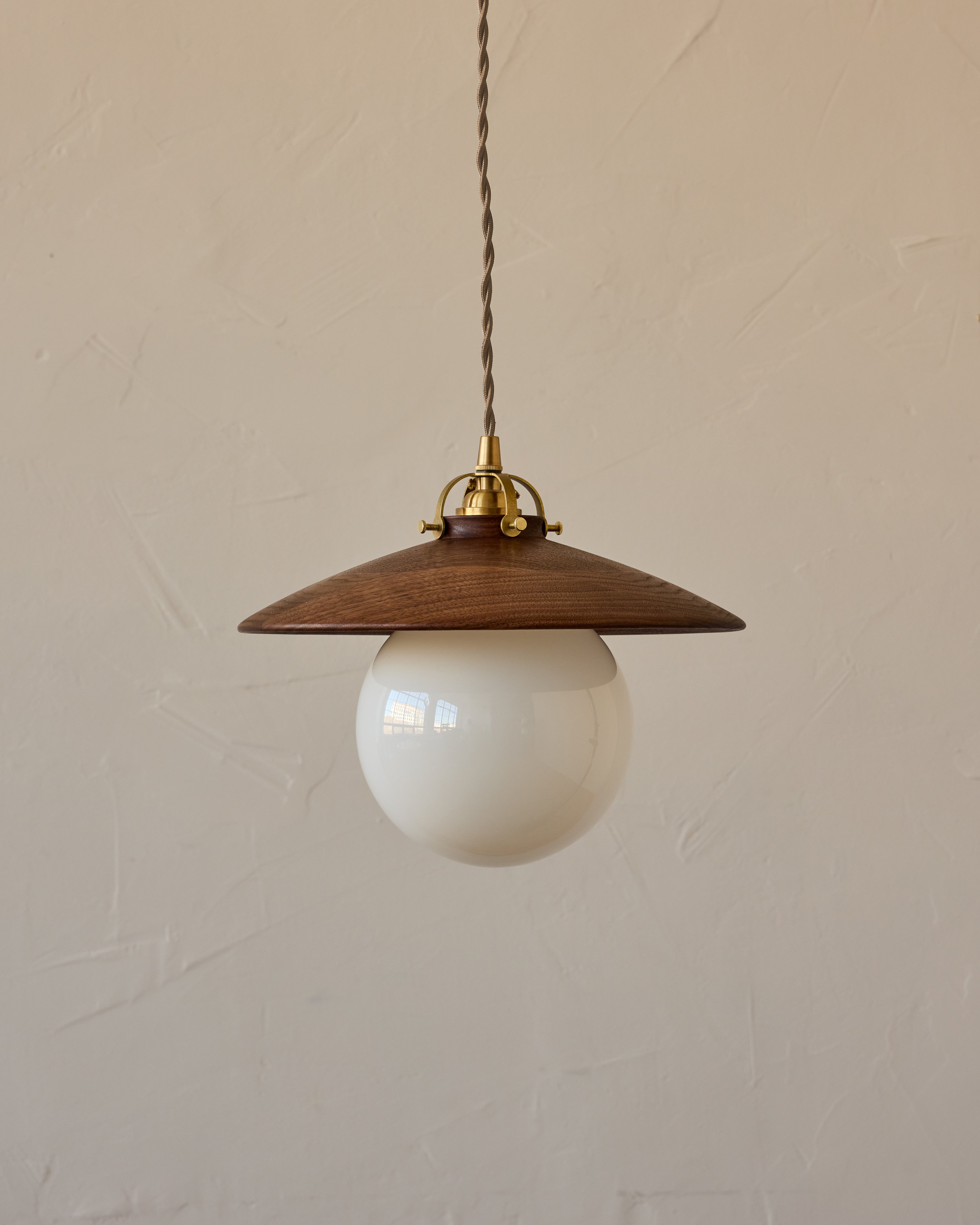 #shade-finish_black walnut #Cord-Color---Glass_Beige Cord - White Globe