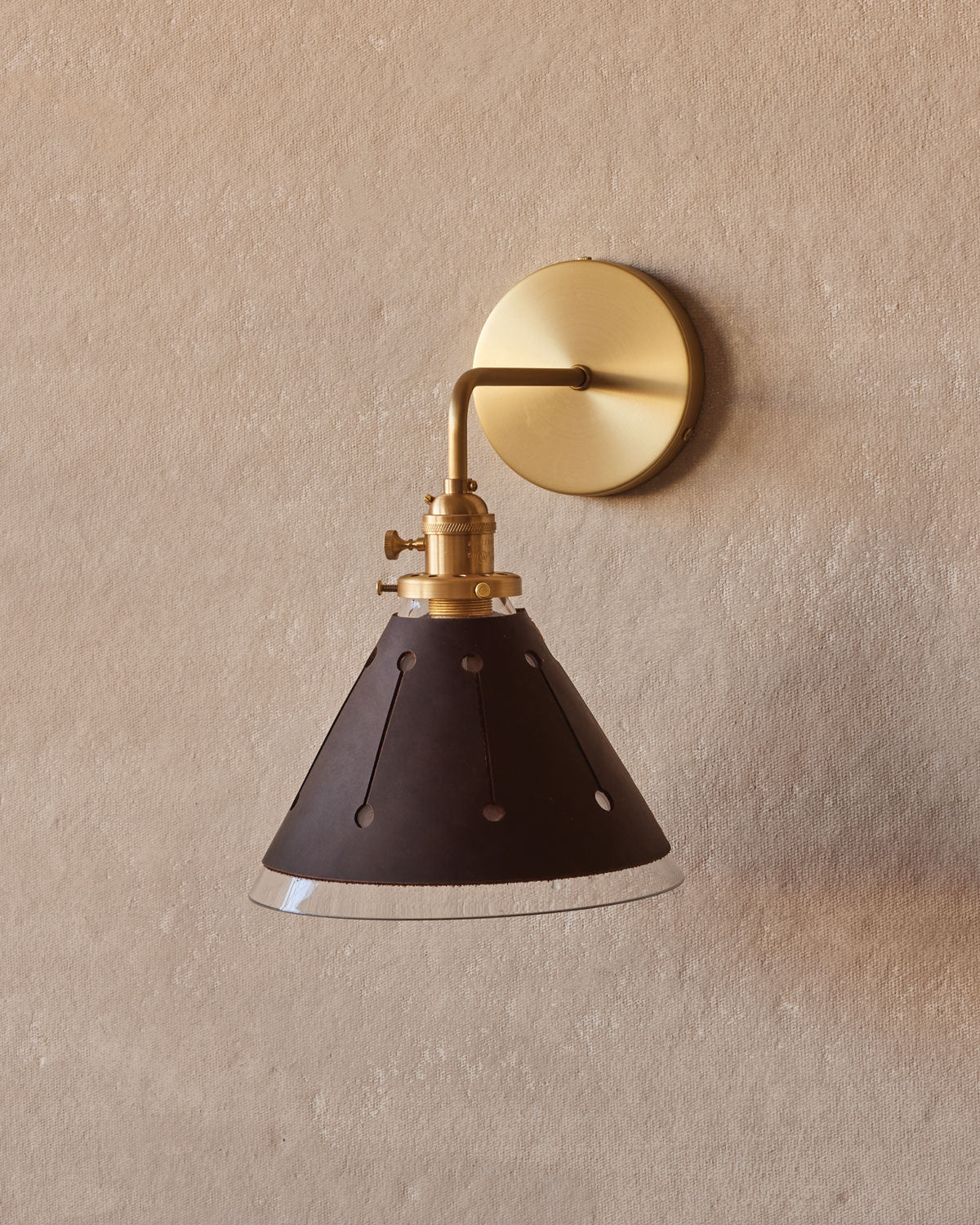 #leather-finish_espresso #wiring_hardwired