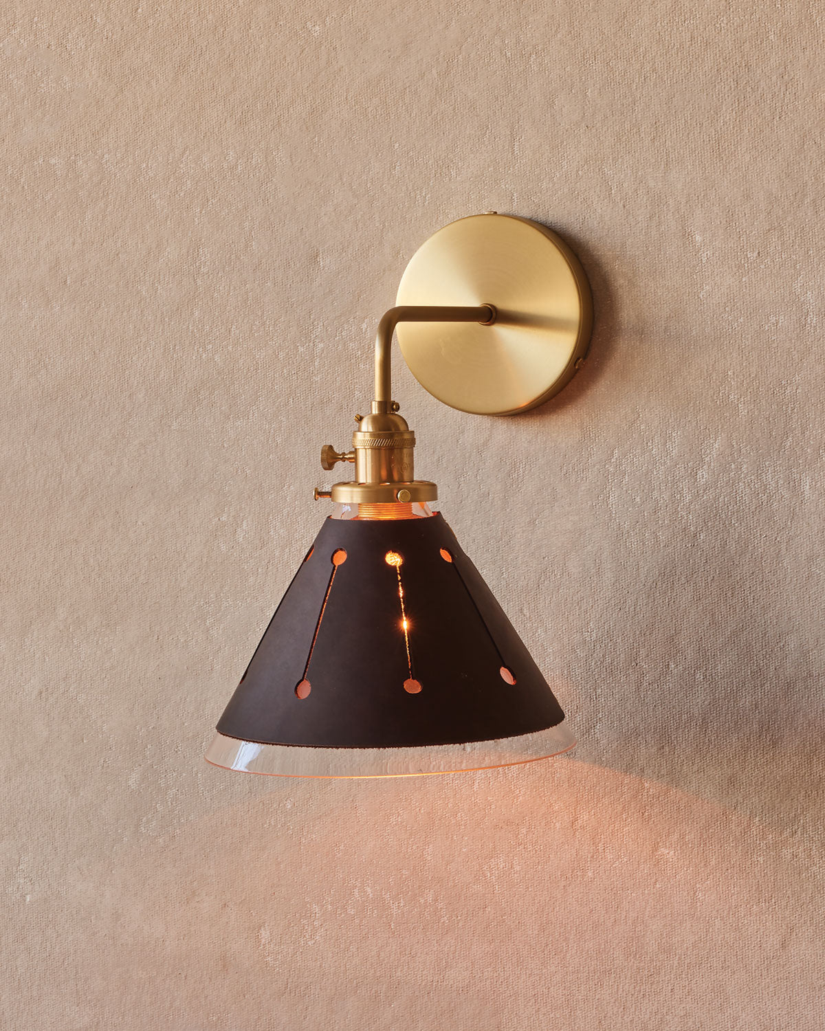 #leather-finish_espresso #wiring_hardwired