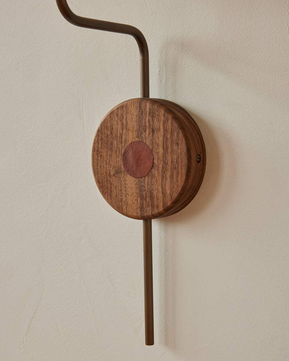 #Metal-+-Wood-Finish_Antique Brass / Black Walnut #wiring_hardwired