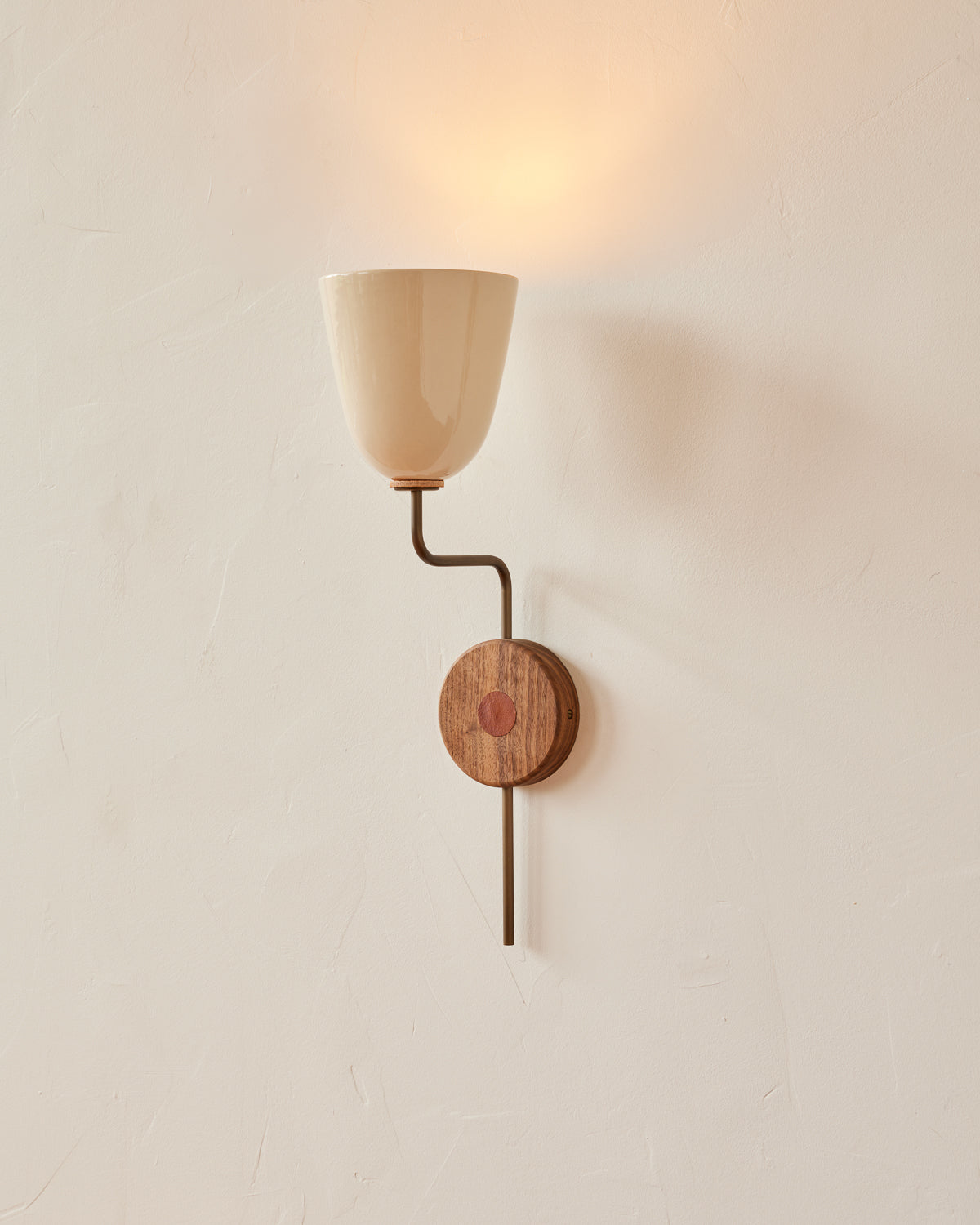 #shade-finish_cream #Metal-+-Wood-Finish_Antique Brass / Black Walnut #wiring_hardwired