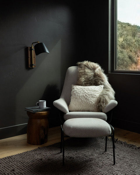 #leather-finish_black harness #wood-finish_black walnut #wiring_hardwired