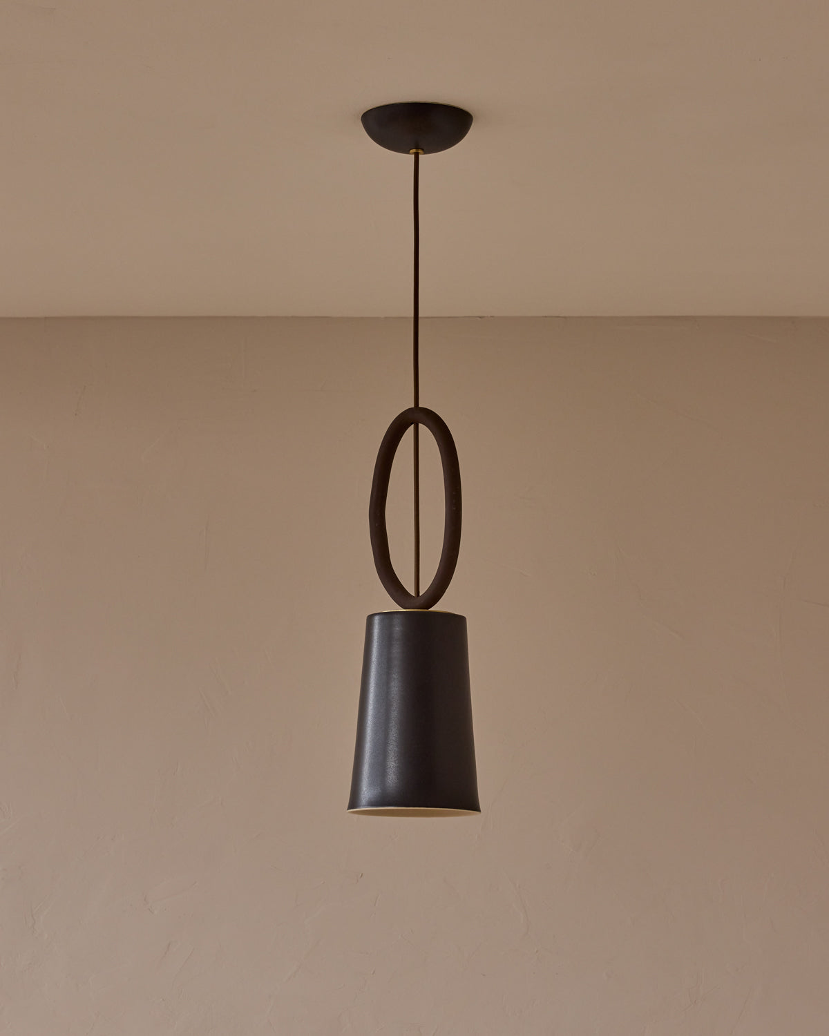 #color_ebony ceramic