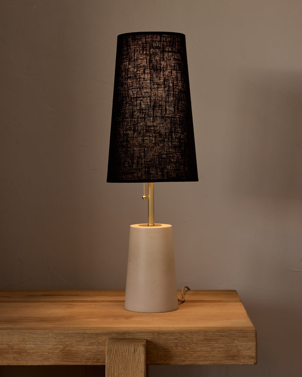 #ceramic-finish_dogwood ceramic #shade-color_black linen