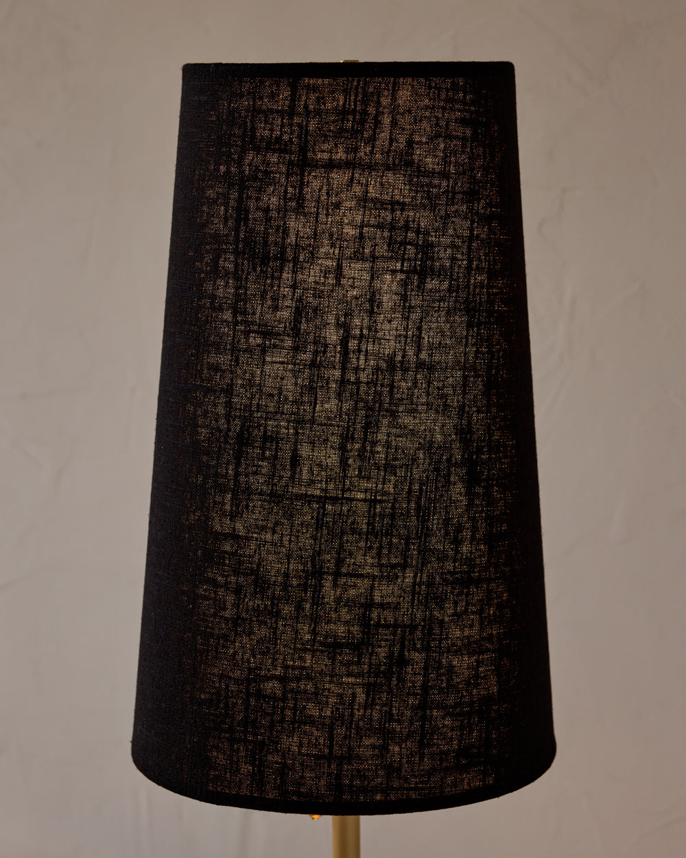 #shade-color_black linen