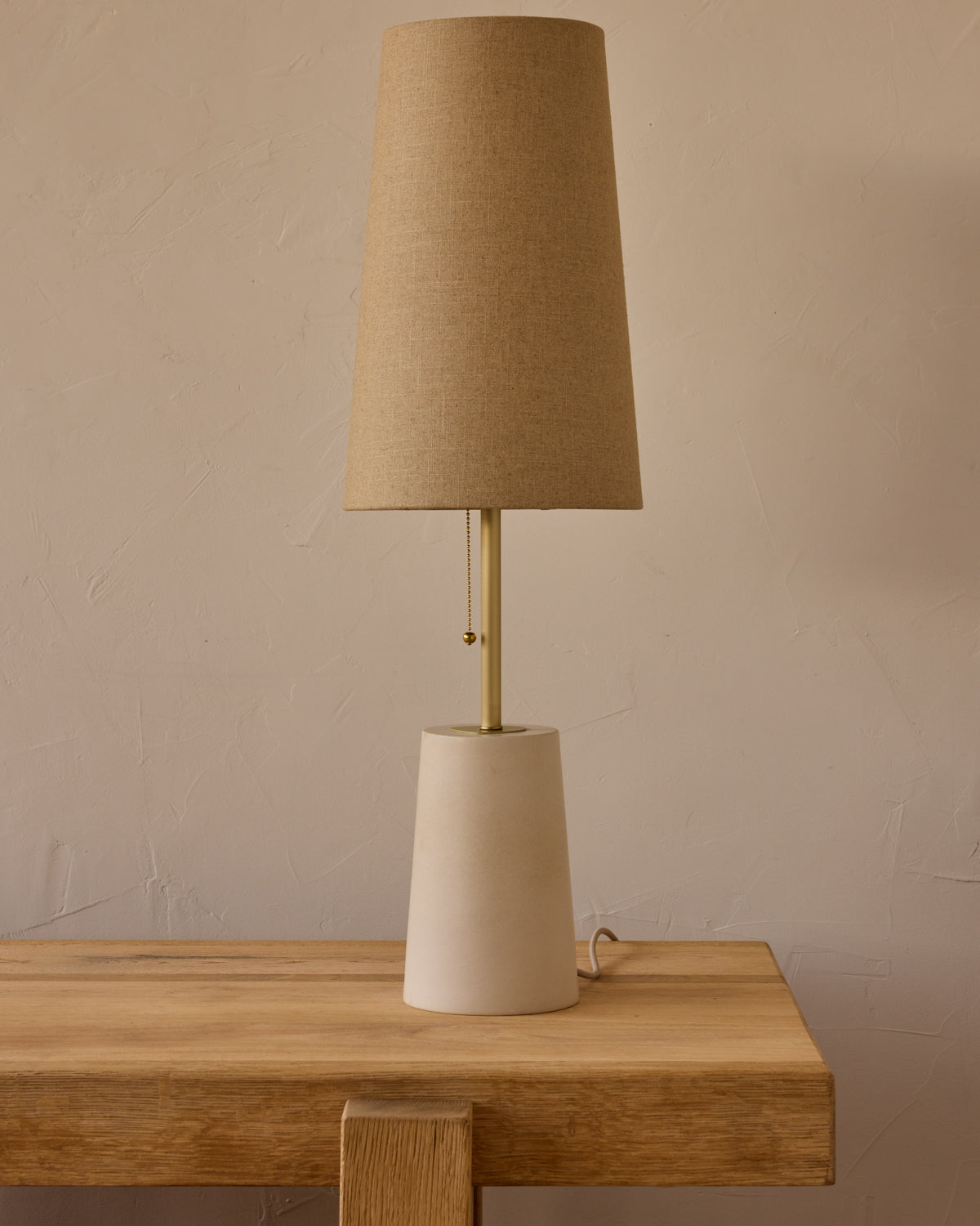#ceramic-finish_dogwood ceramic #shade-color_flax linen