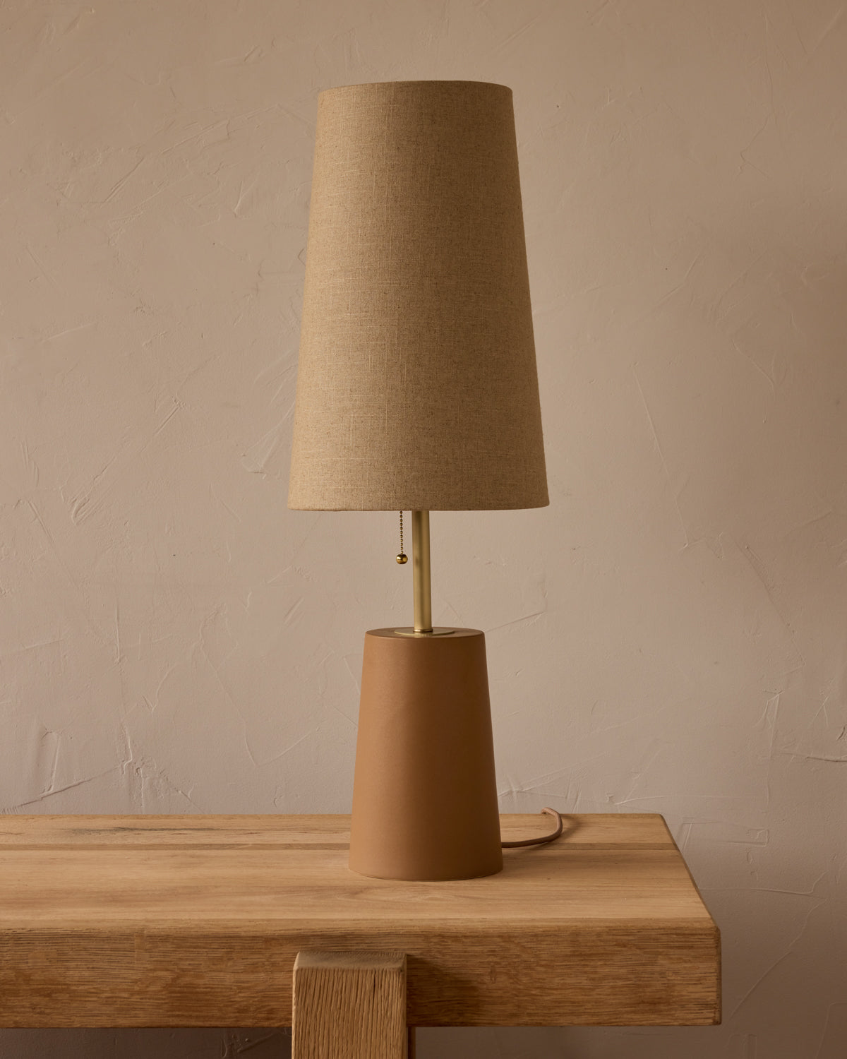#ceramic-finish_chestnut ceramic #shade-color_flax linen