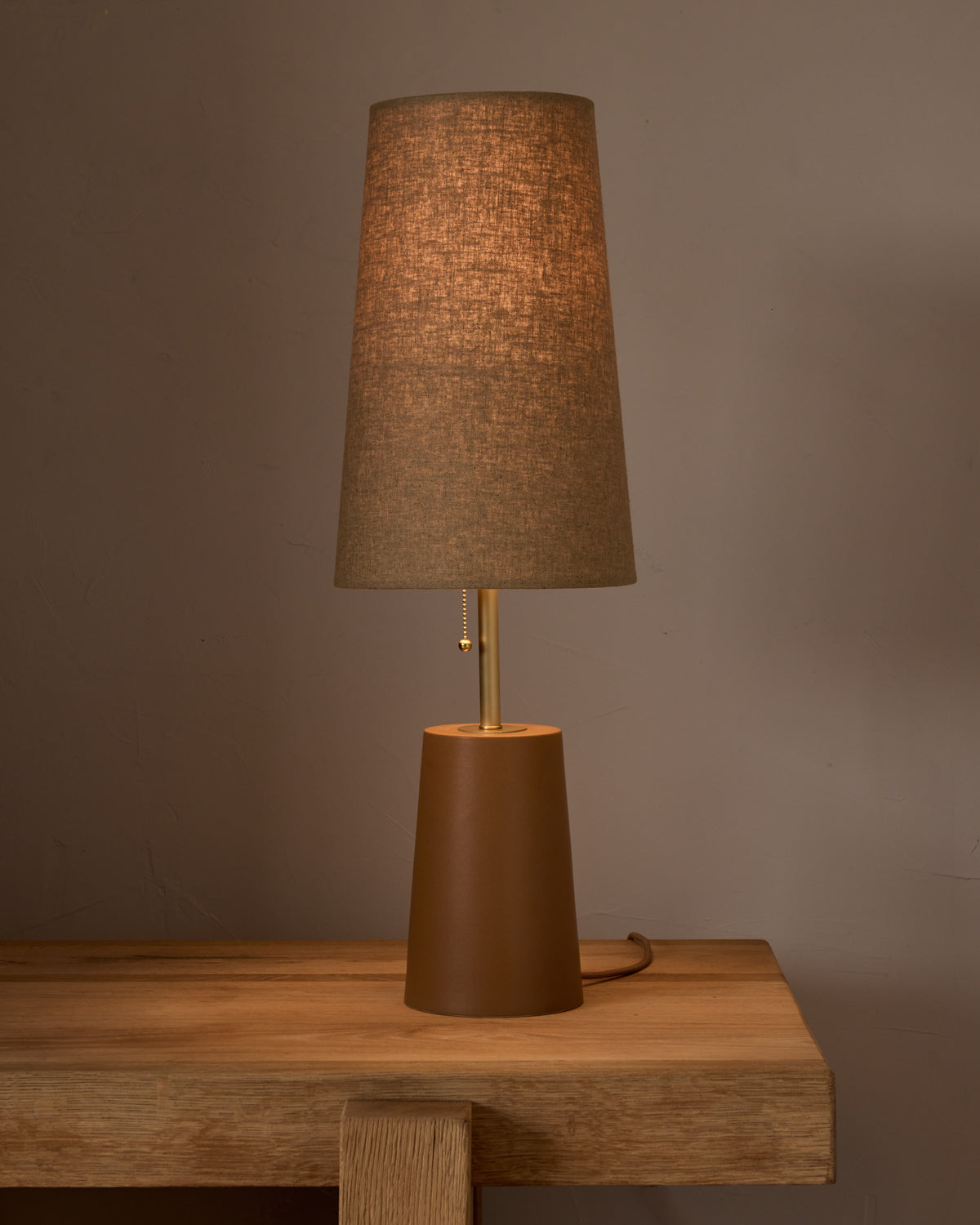 #ceramic-finish_chestnut ceramic #shade-color_flax linen
