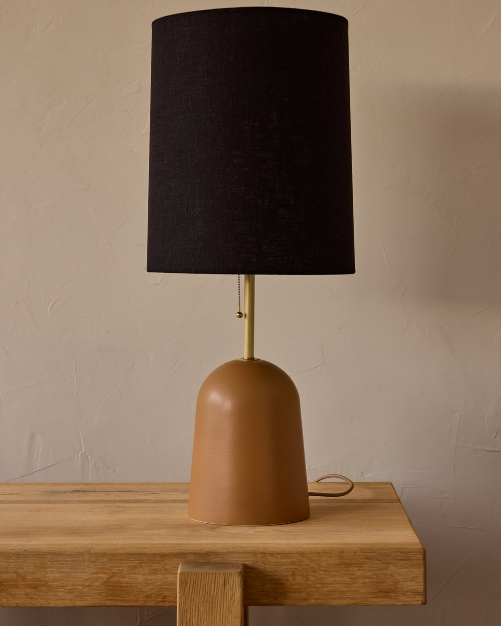 #ceramic-finish_chestnut ceramic #shade-color_black linen