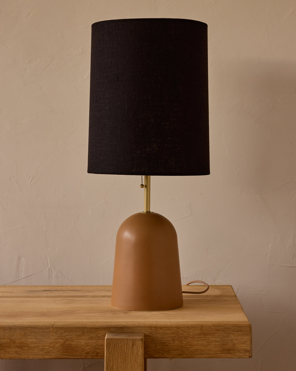 #ceramic-finish_chestnut ceramic #shade-color_black linen