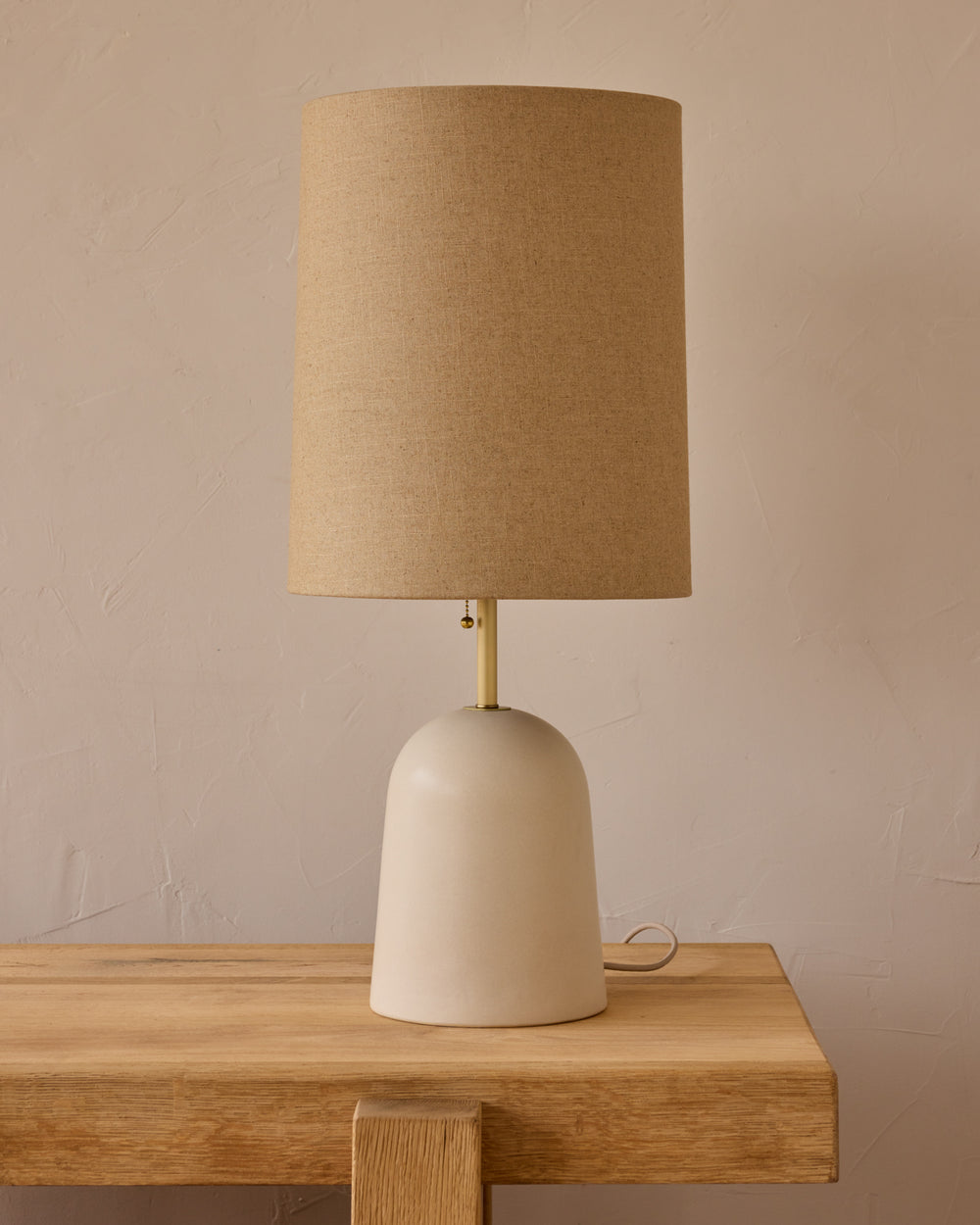 #ceramic-finish_dogwood ceramic #shade-color_flax linen