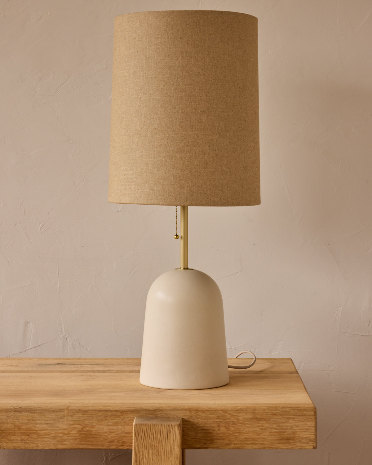 #ceramic-finish_dogwood ceramic #shade-color_flax linen