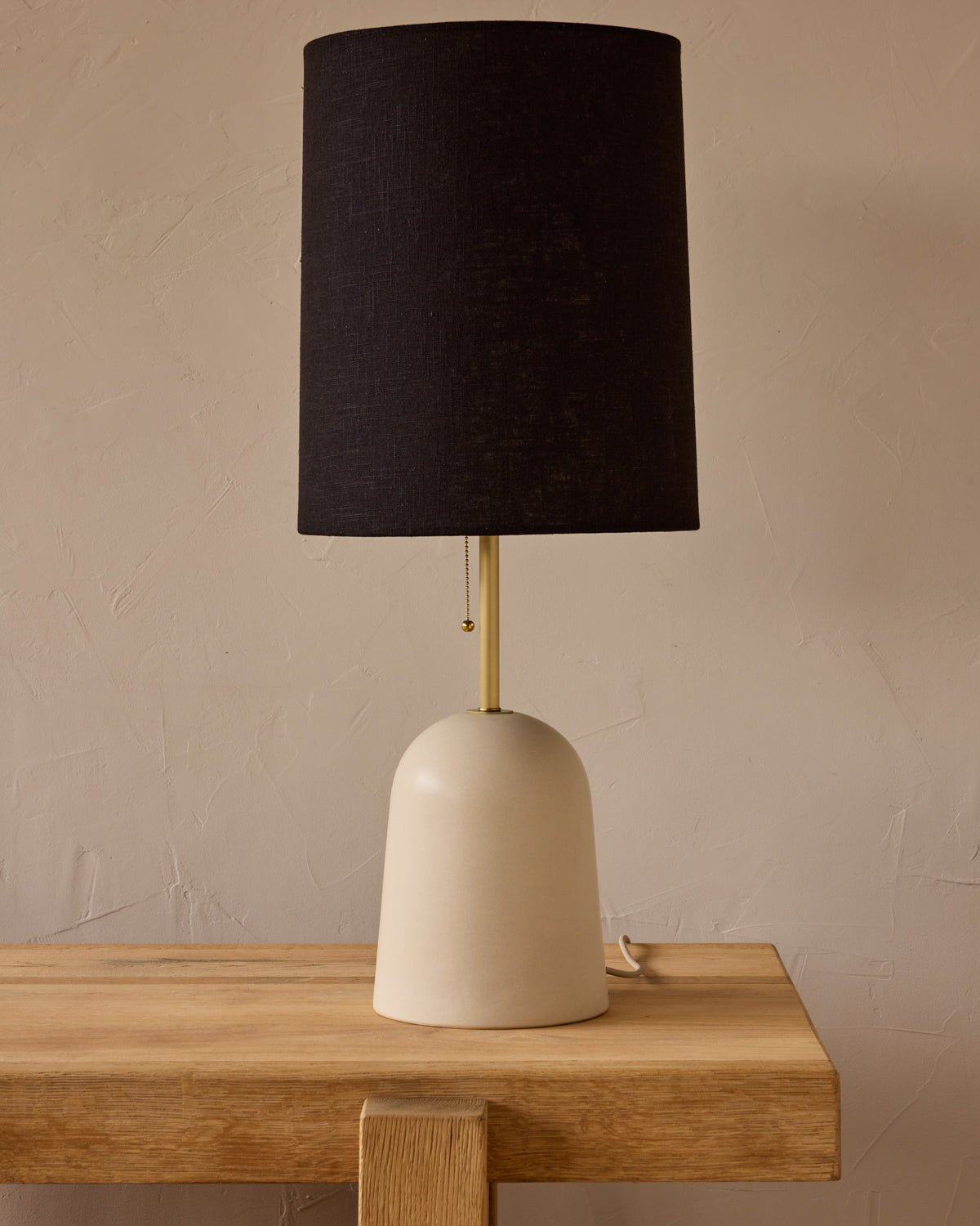 #ceramic-finish_dogwood ceramic #shade-color_black linen