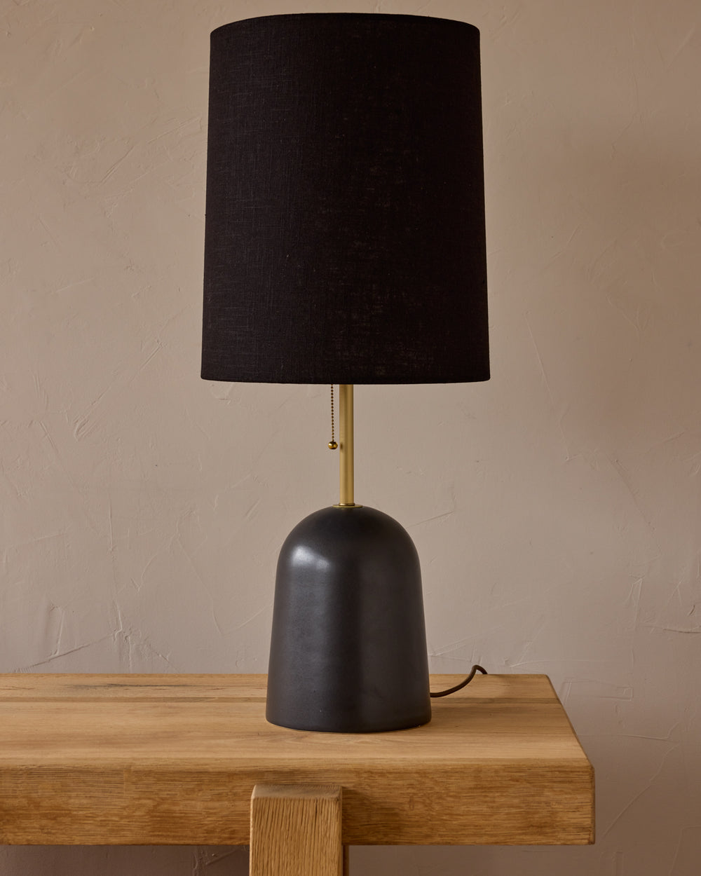 #ceramic-finish_ebony ceramic #shade-color_black linen