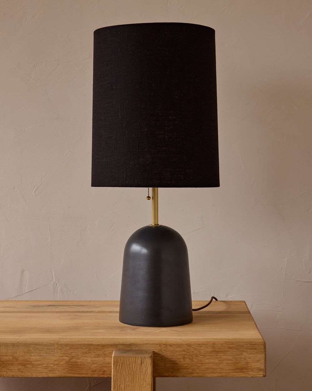 #ceramic-finish_ebony ceramic #shade-color_black linen