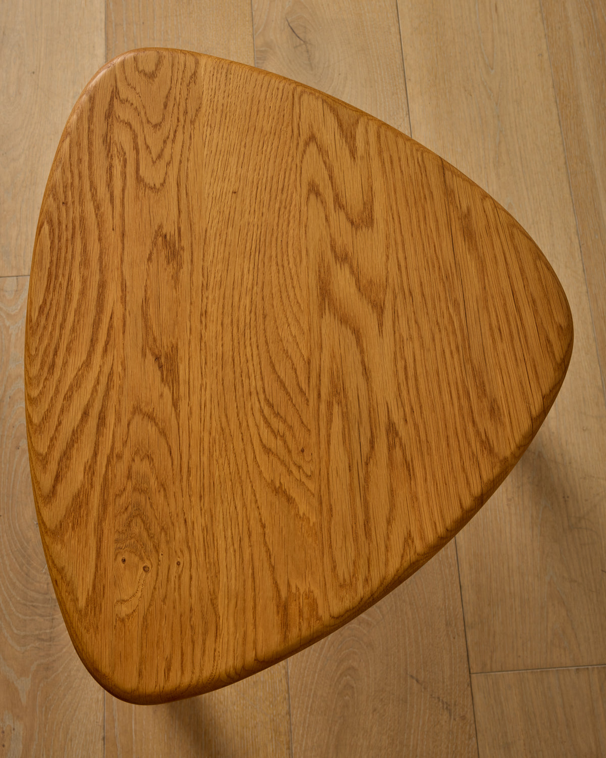 Triangular Oak Nesting Tables - Set of 3