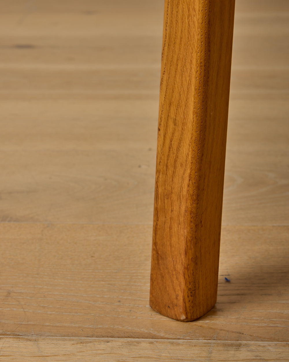 Triangular Oak Nesting Tables - Set of 3