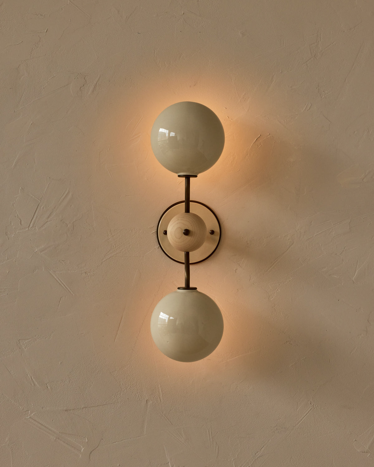 #ceramic-finish_cream #metal-finish_antique brass #wood-finish_clear maple