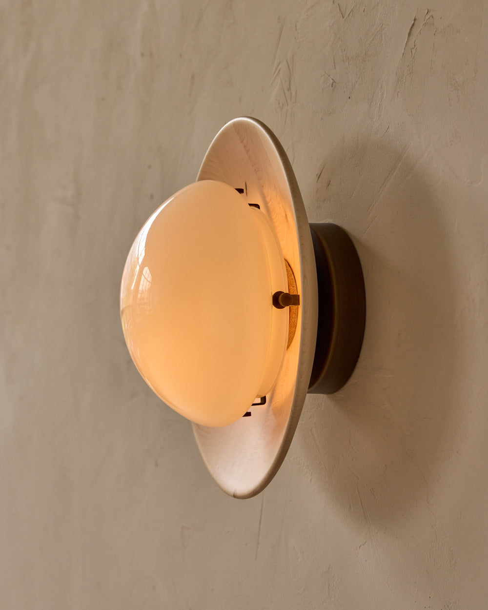 #shade-finish_clear maple #metal-finish_antique brass
