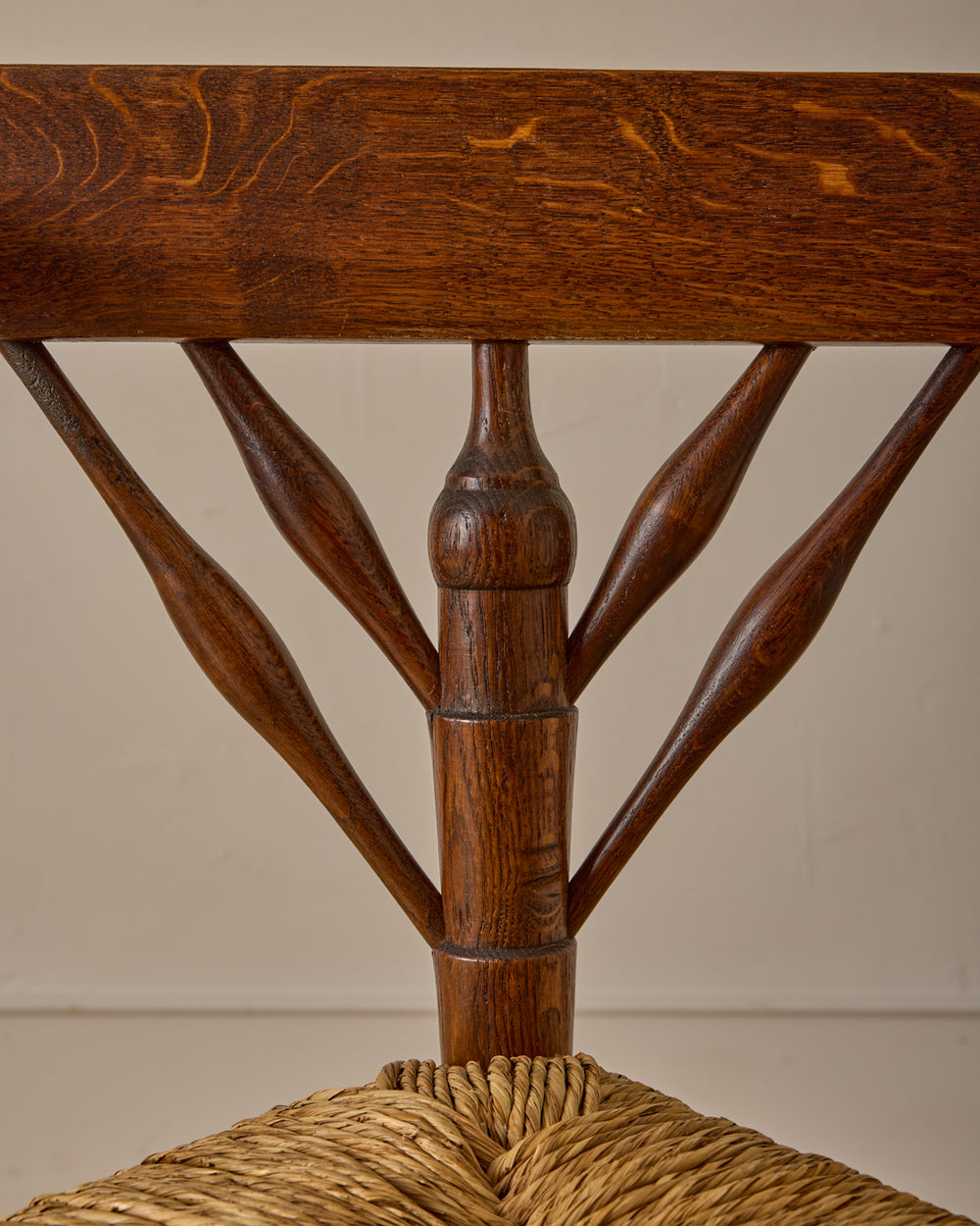 Bobbin Triangular Armchair