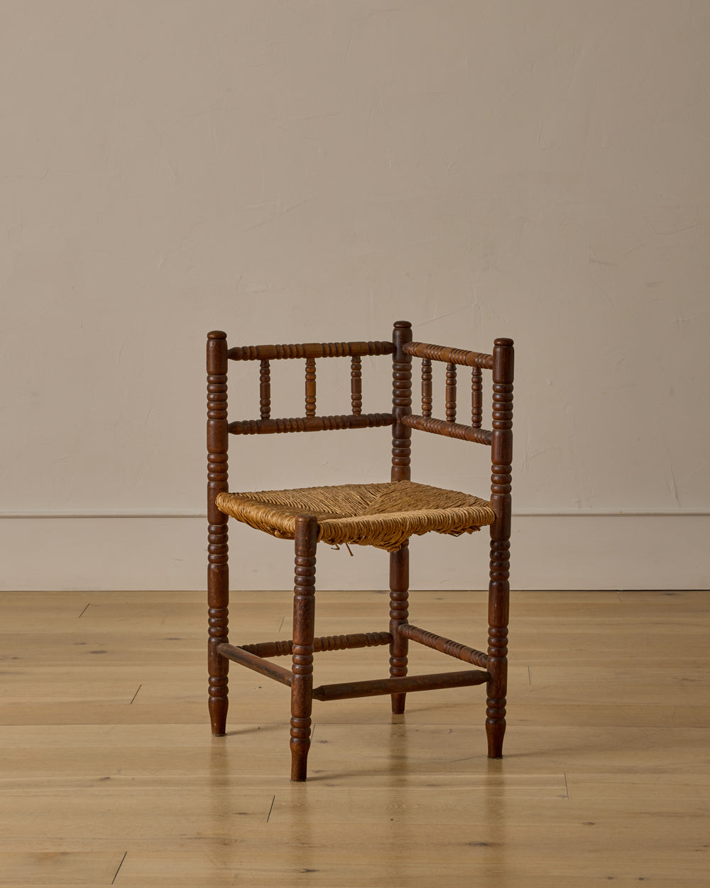 Corner Carved Bobbin Chair