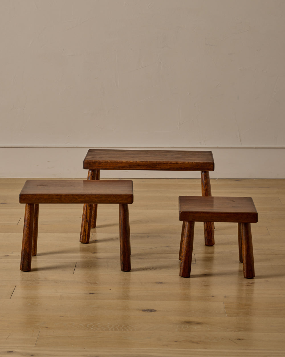 Set of Dark Oak Nesting Tables