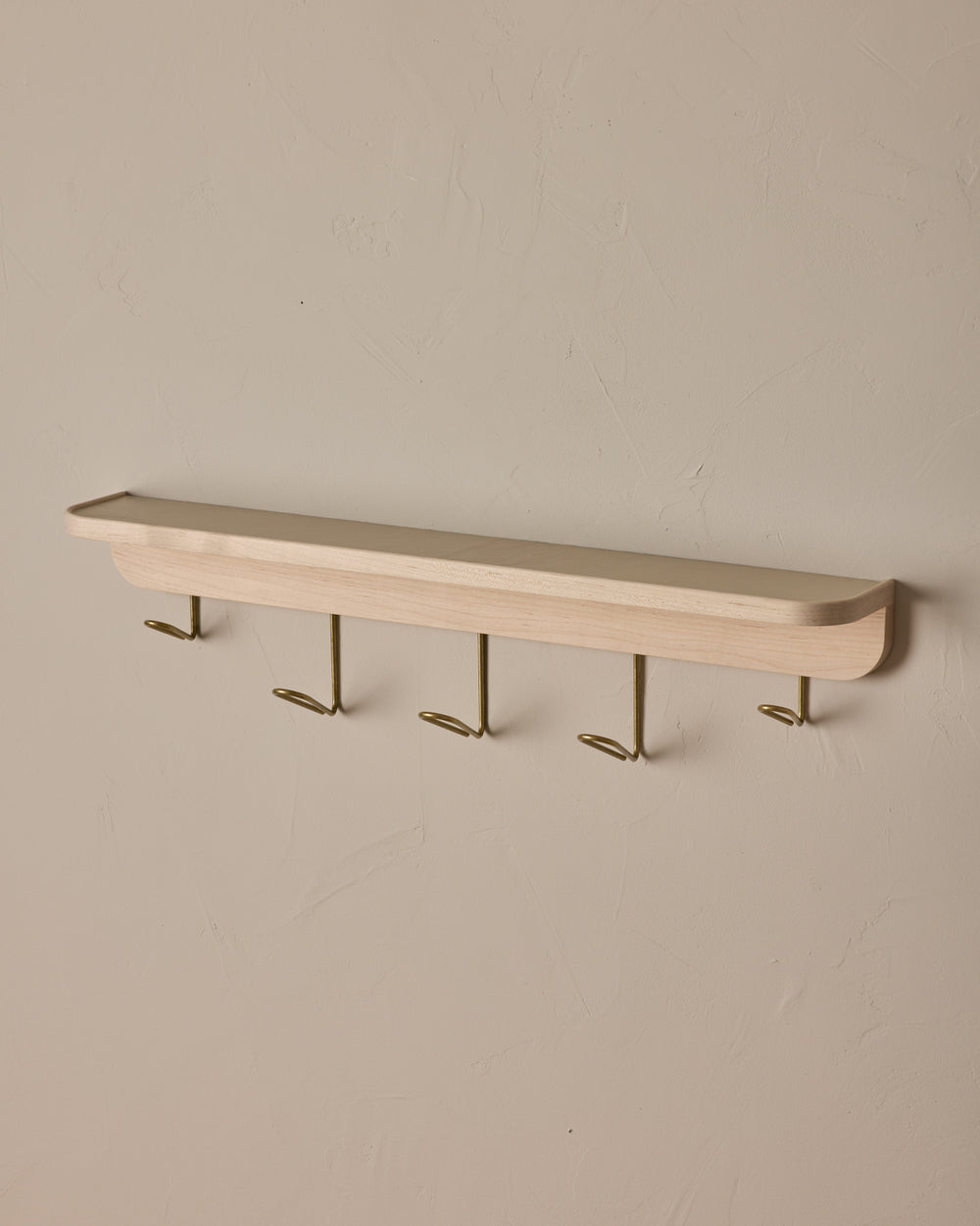 #size_large #leather-finish_eggshell #wood-finish_clear maple