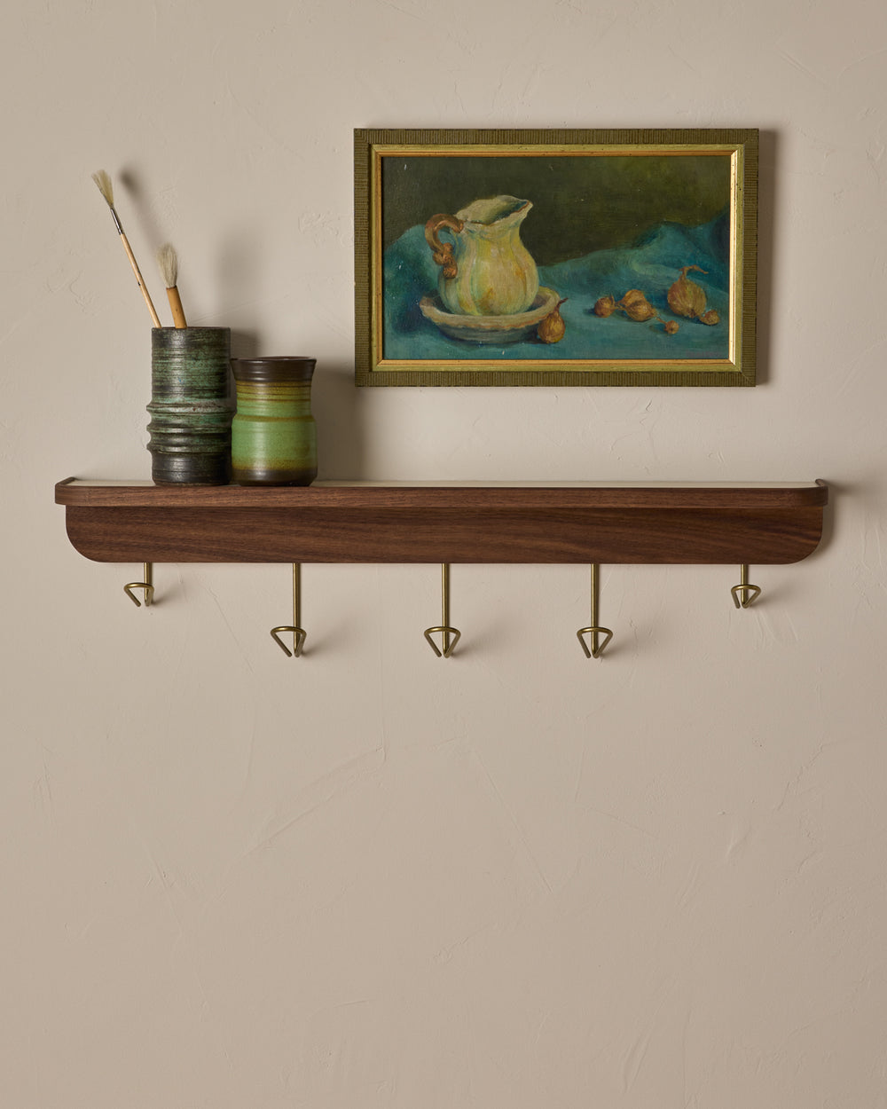 #size_large #leather-finish_eggshell #wood-finish_black walnut