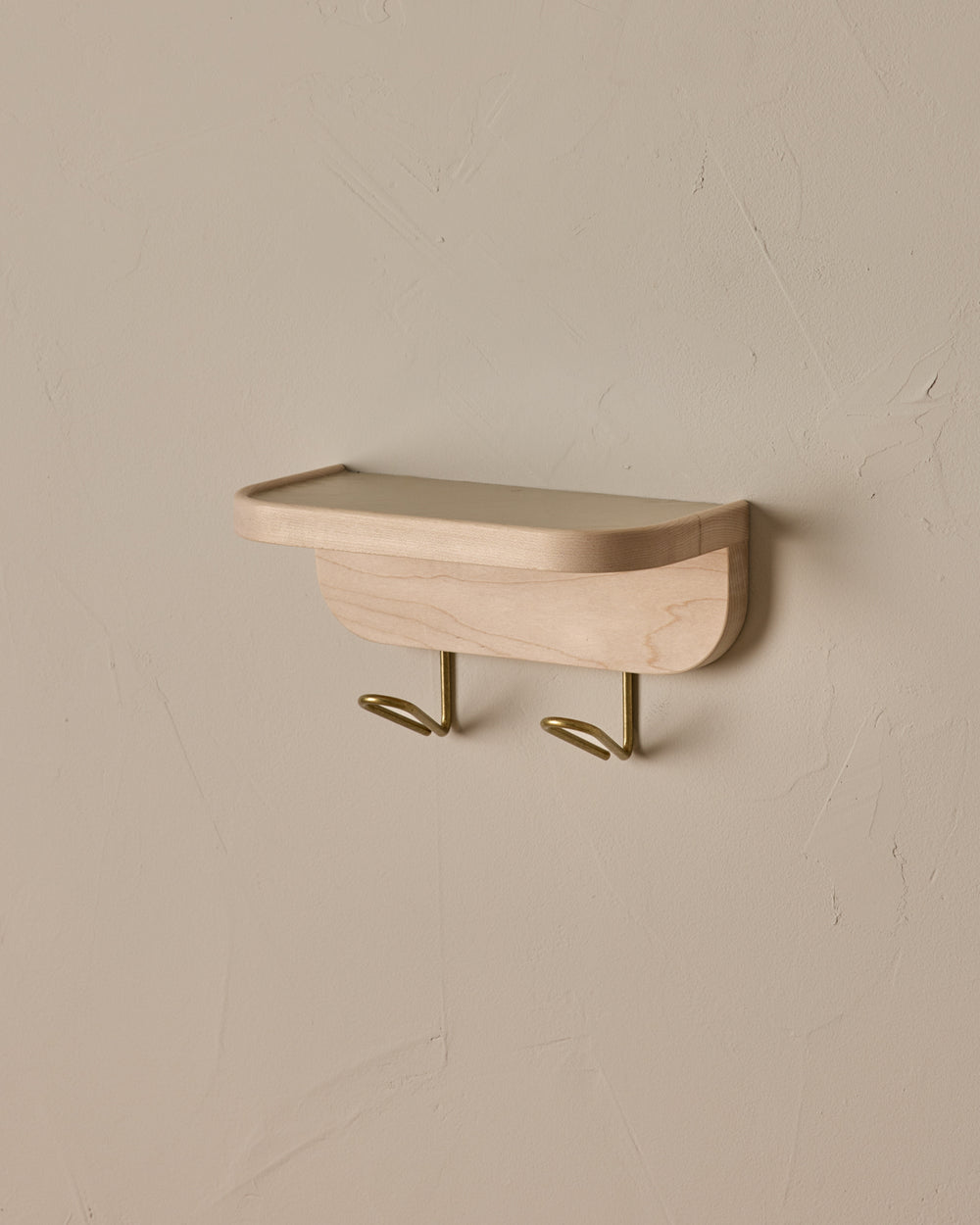 #size_small #leather-finish_eggshell #wood-finish_clear maple