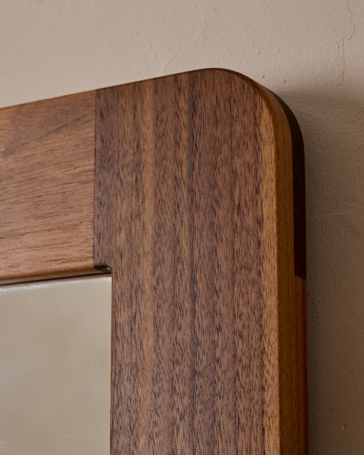 #wood-finish_black walnut 