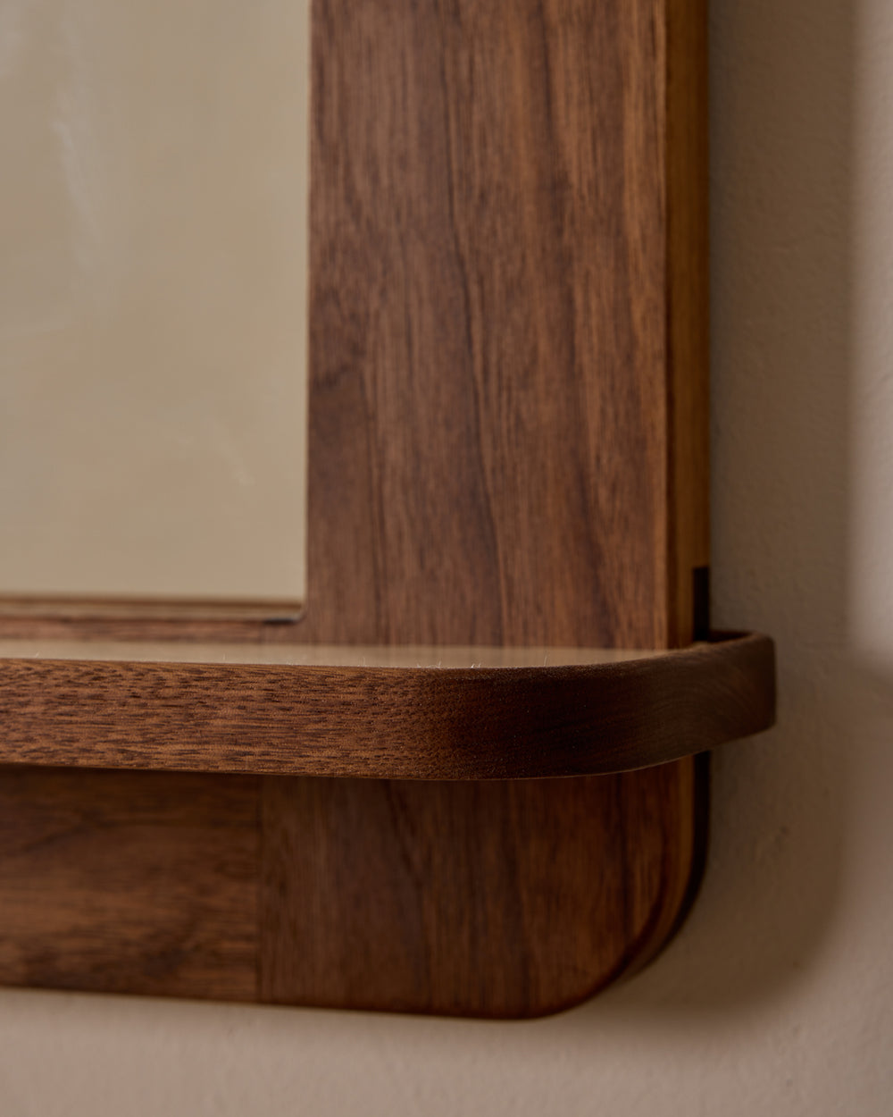  #wood-finish_black walnut