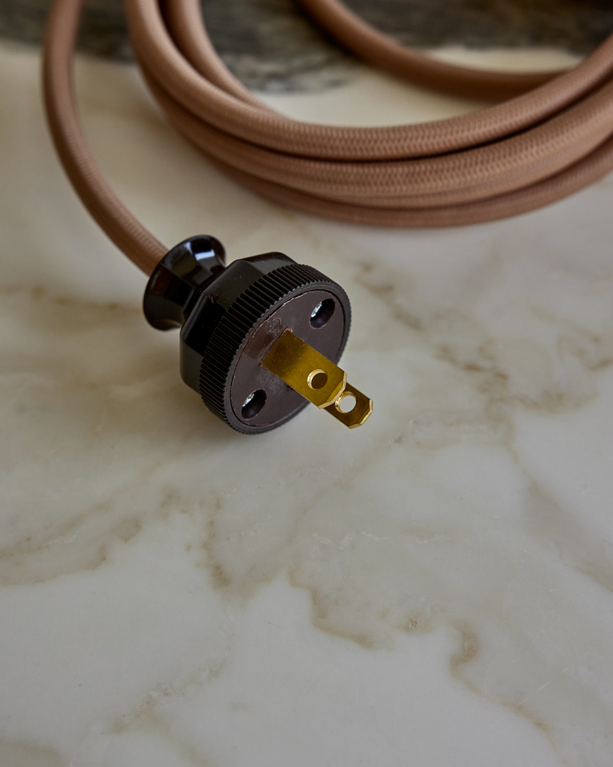#wood-finish_black walnut