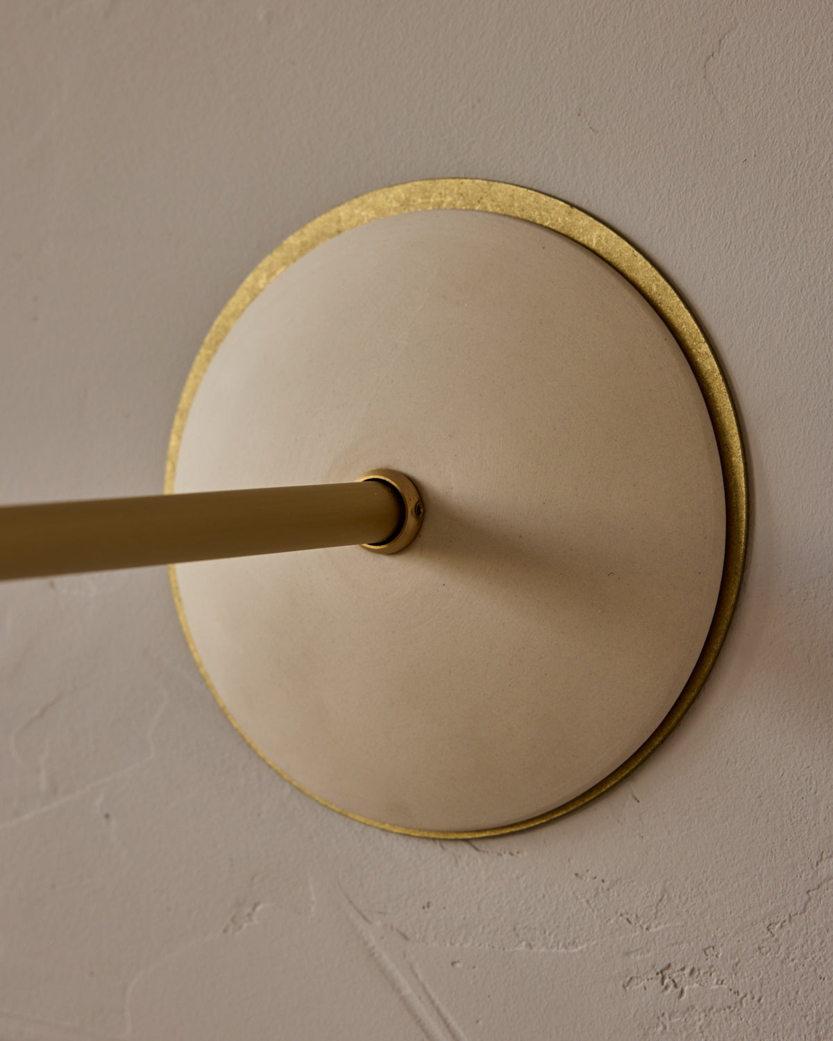 #shade-finish_biscuit ceramic
#metal-finish_satin brass
#globe_milk glass