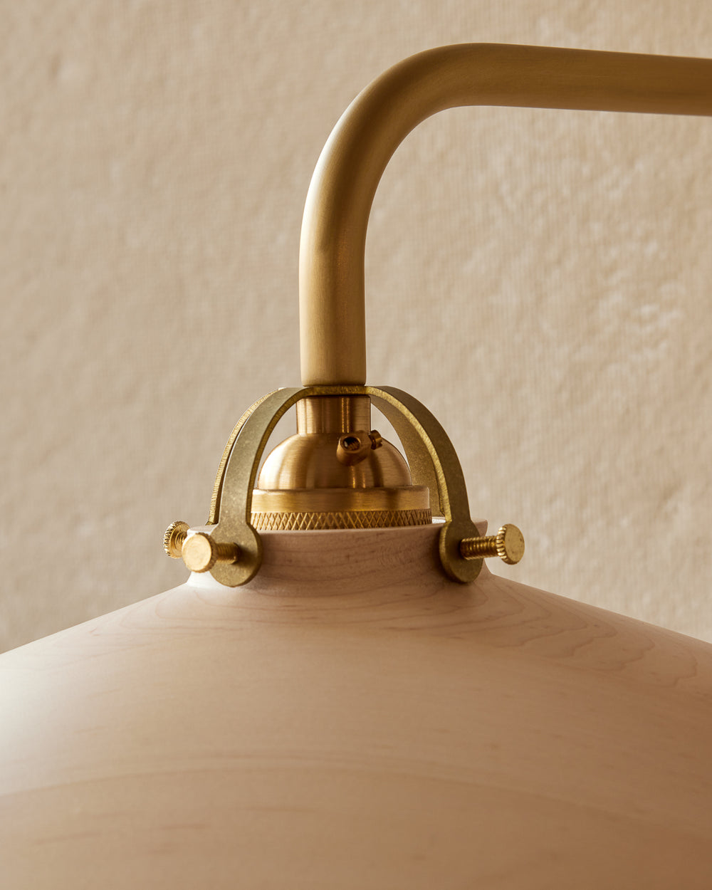 #shade-finish_clear maple
#metal-finish_satin brass
#globe_milk glass