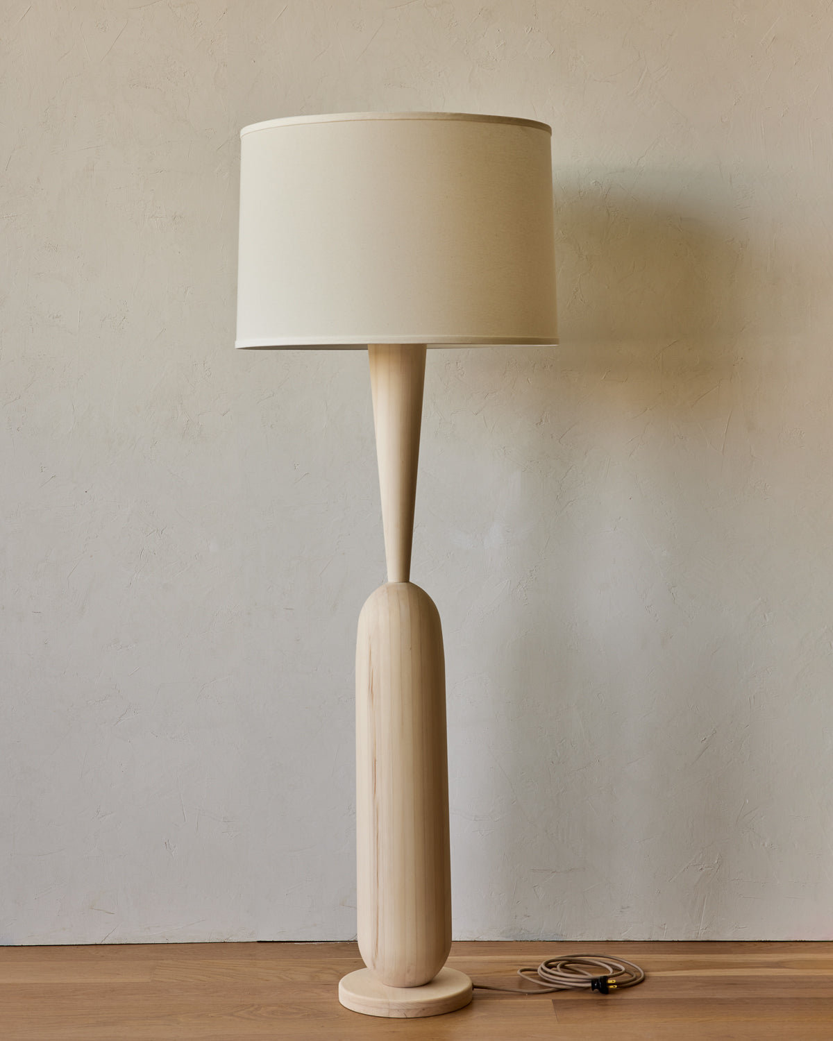 #wood-finish_aspen
#shade-color_ivory linen