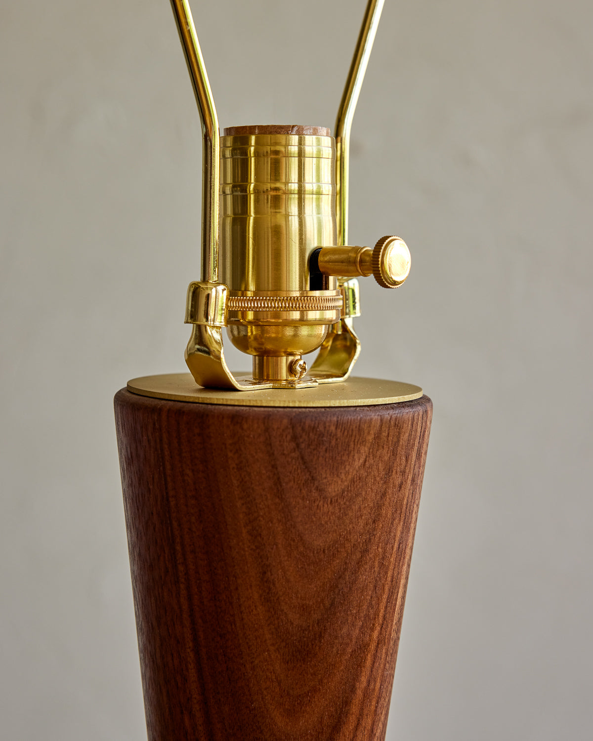 #wood-finish_black walnut