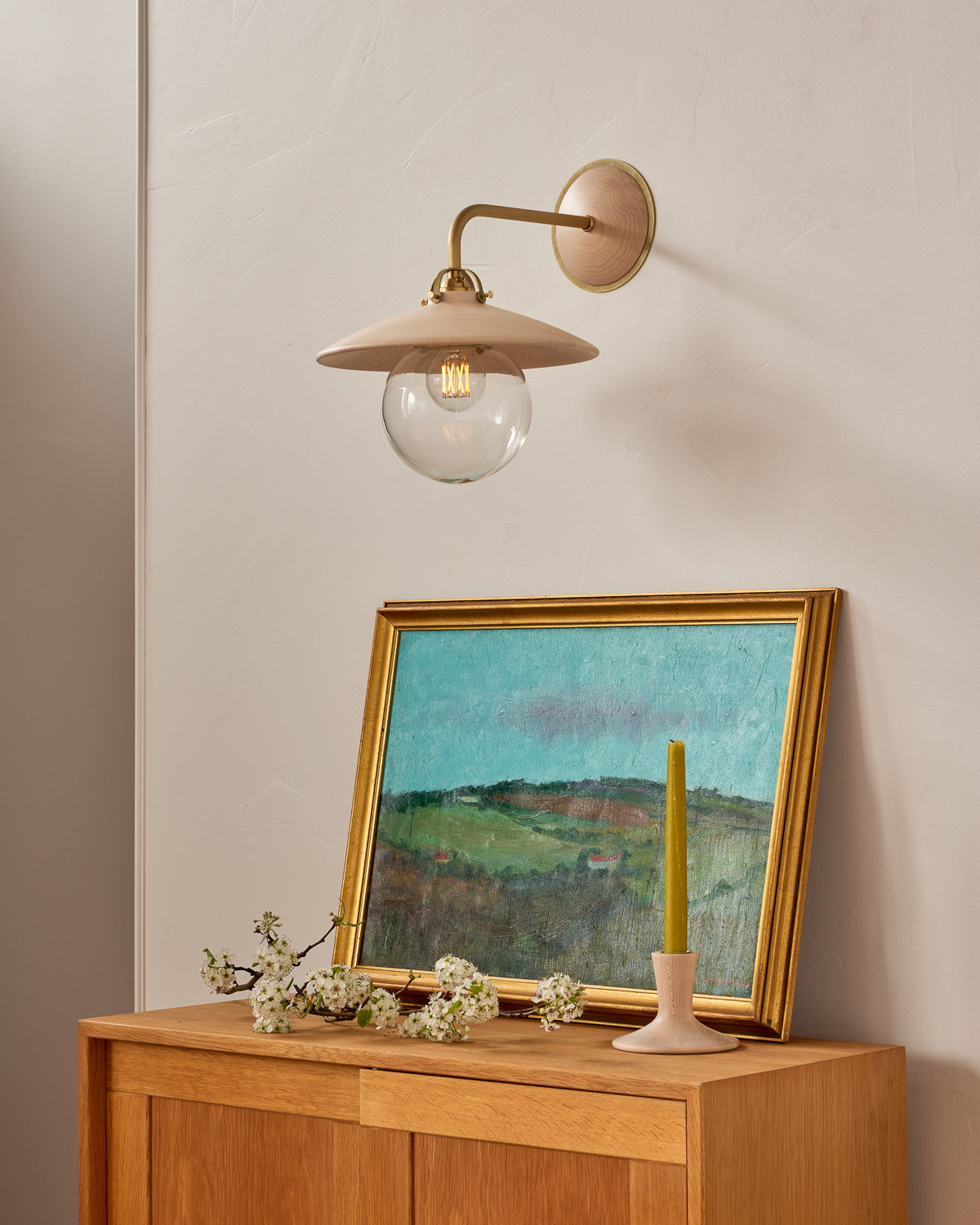 #shade-finish_clear maple
#metal-finish_satin brass
#globe_clear glass