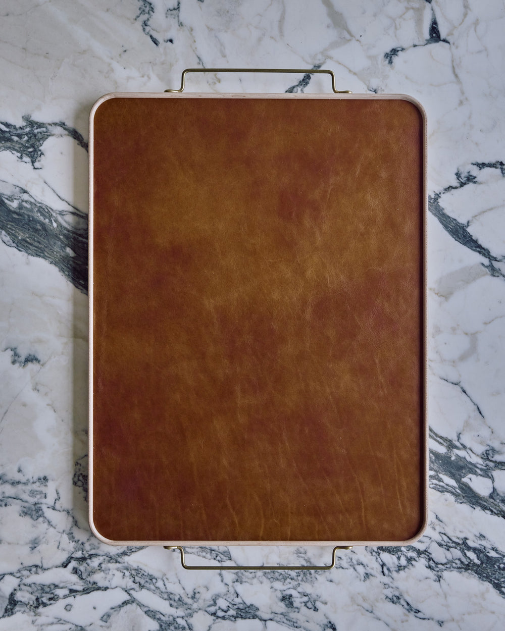 #leather-finish_cognac #size_ottoman tray