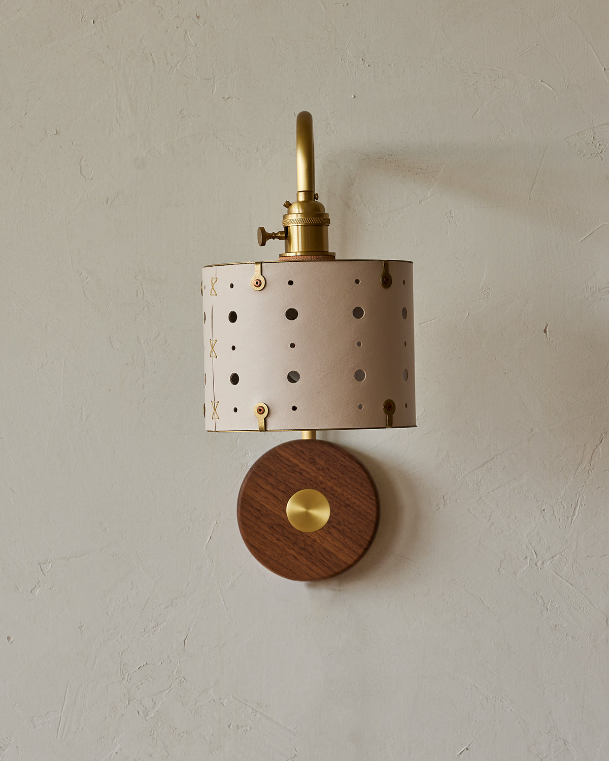 #leather-finish_dogwood #wiring_hardwired
