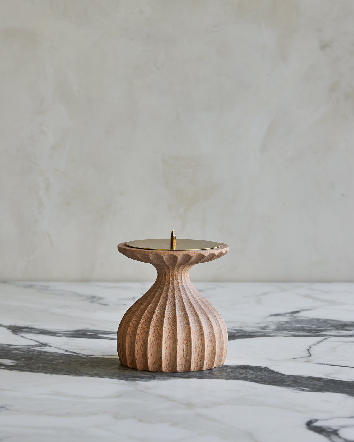 Short grooved natural maple wooden pillar candle holder with brass accents #wood-finish_natural maple #size_short